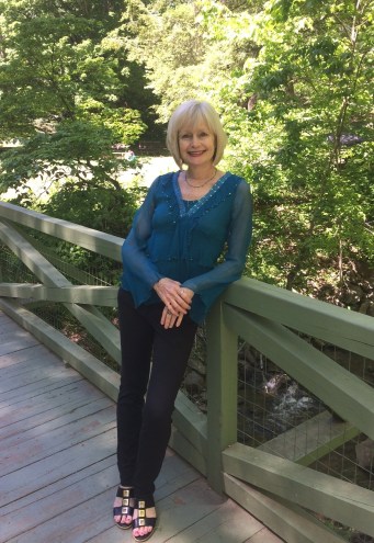 botanicals-blue-bridge-lean-edited-rotated-narrow